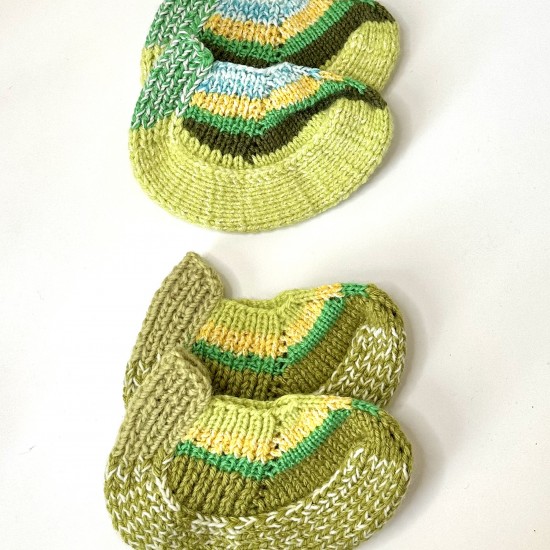 Knitted slippers for children code 130010