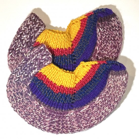 Knitted slippers code 130064 Knitted slippers code 130064