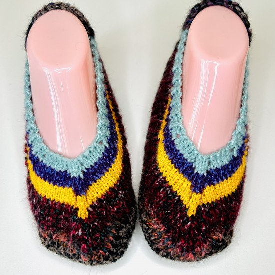 Knitted slippers code 130004 Knitted slippers code 130004