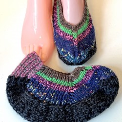 Knitted slippers code 130021